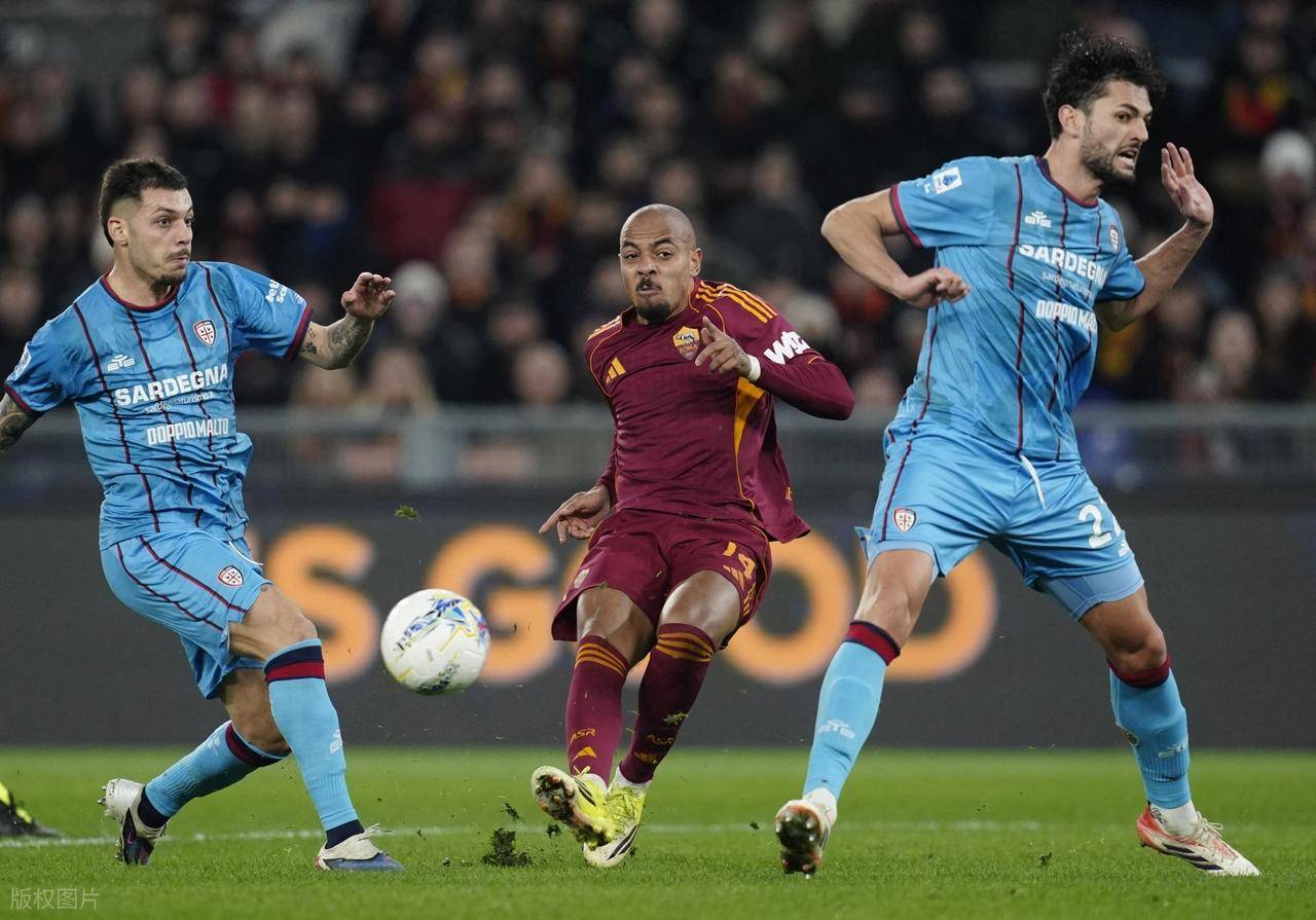 随着卡利亚里0-2，意甲争四白热化，尤文图斯被追平了